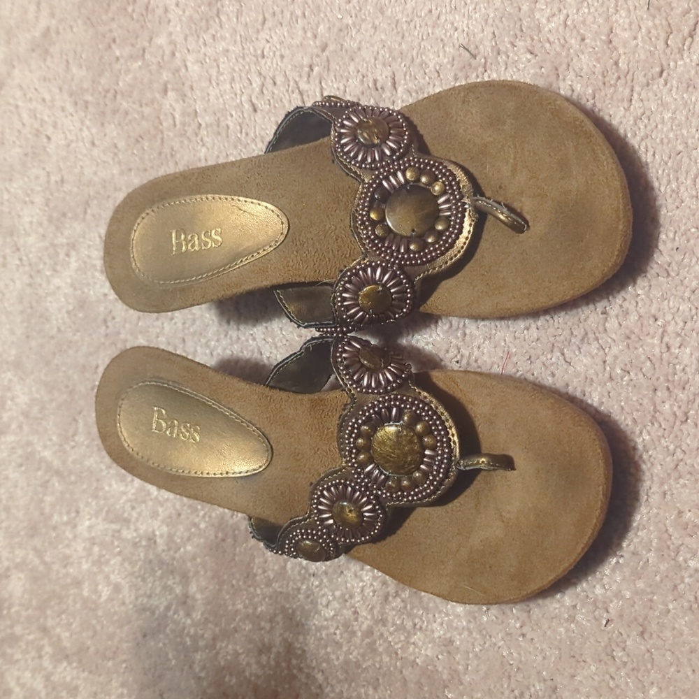 Bass wedge shoes